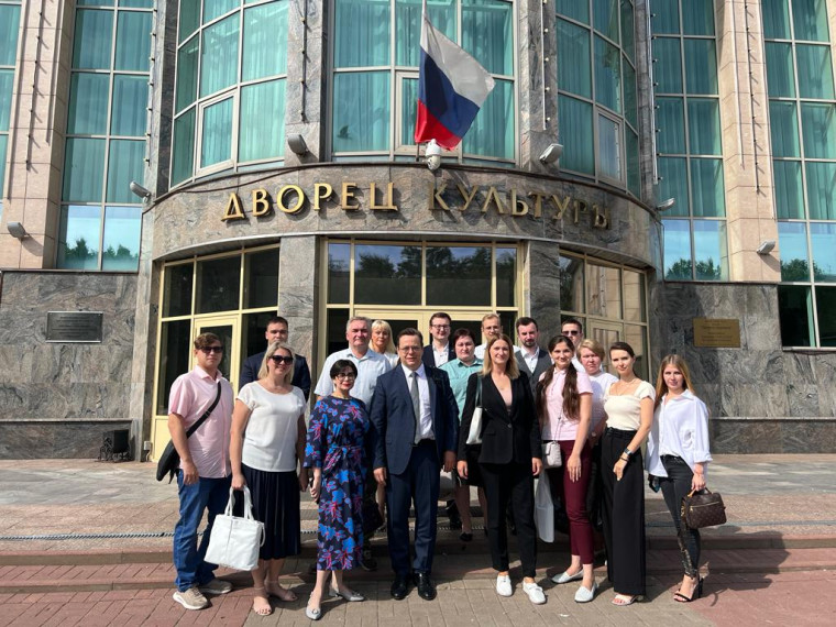 Сотрудники Курского Росреестра оказали бесплатную юридическую помощь. Сотрудники Курского Росреестра оказали бесплатную юридическую помощь.